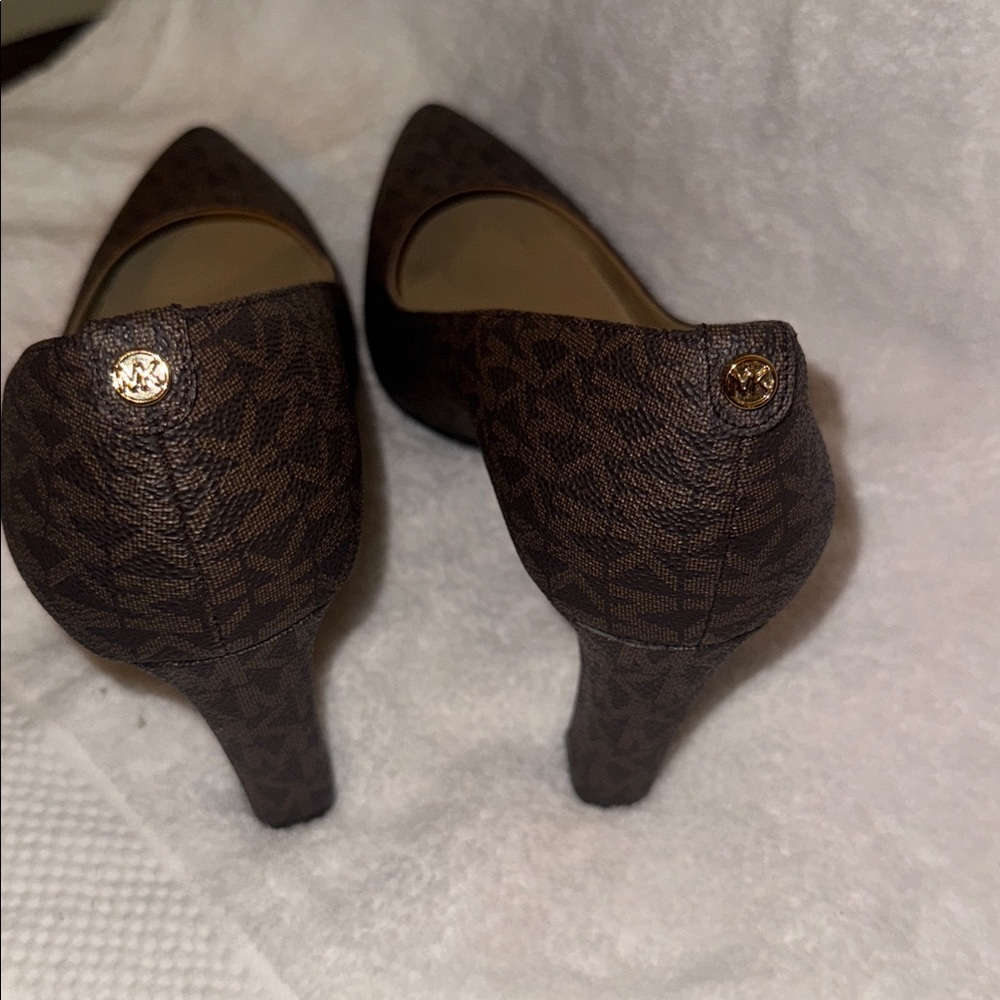 Michael Kors Dark Brown Patterned Heels - Picture 6 of 6